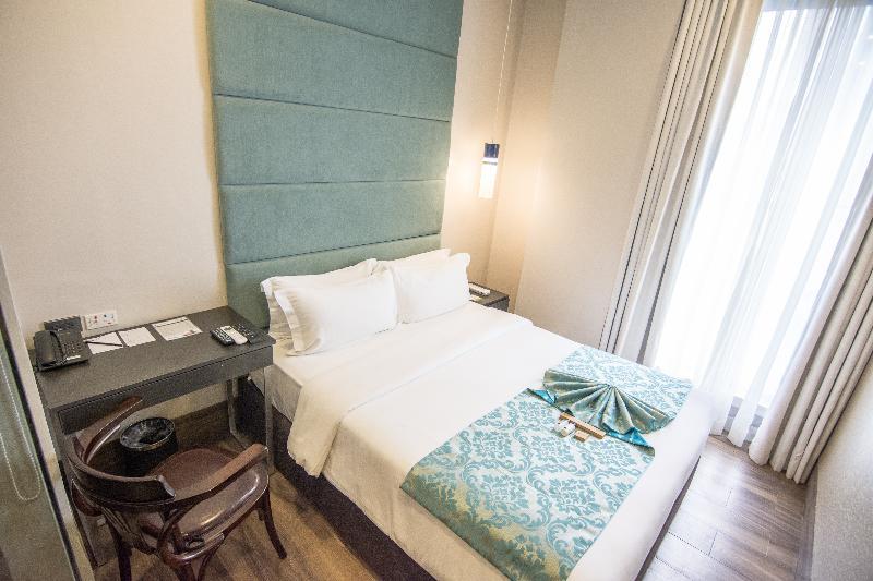 Goldberry Lite Hotel Iloilo City Buitenkant foto